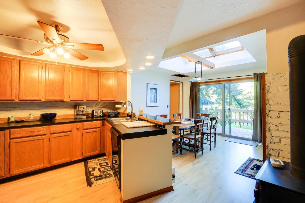 Villa The Fusion Retreat On 4 Acres Hike On-Site! à White Salmon Extérieur photo
