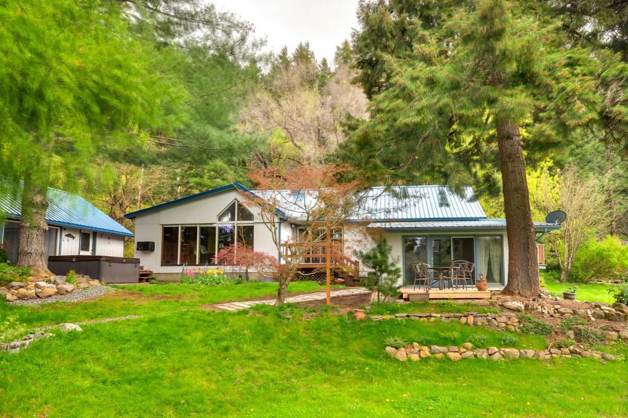 Villa The Fusion Retreat On 4 Acres Hike On-Site! à White Salmon Extérieur photo